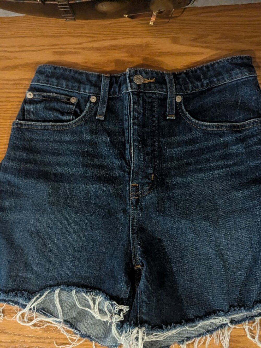 Madewell Dark Wash Denim Cutoff Shorts Size 28 Raw Hem Stretch Jean Shorts